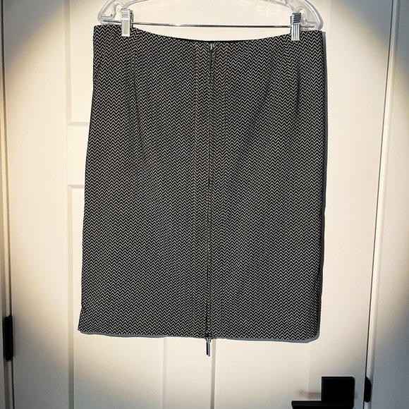 Vintage Armani Collezioni Jacquard 2 PC Chevron Skirt Suit Blazer Size 12 - Picture 7 of 14